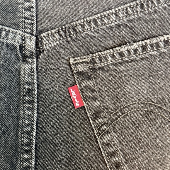 LEVI'S 501 BLACK Denim Short High Rise Fitted Through Hip Size W28 New With Tags - Picture 3 of 15